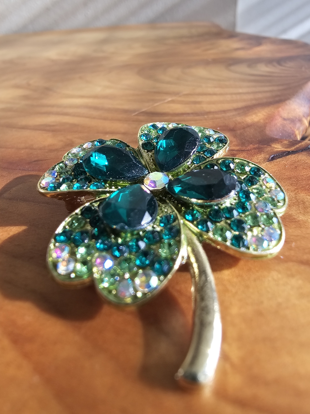Four-Leaf Clover Brooch - Picture 4 of 6
